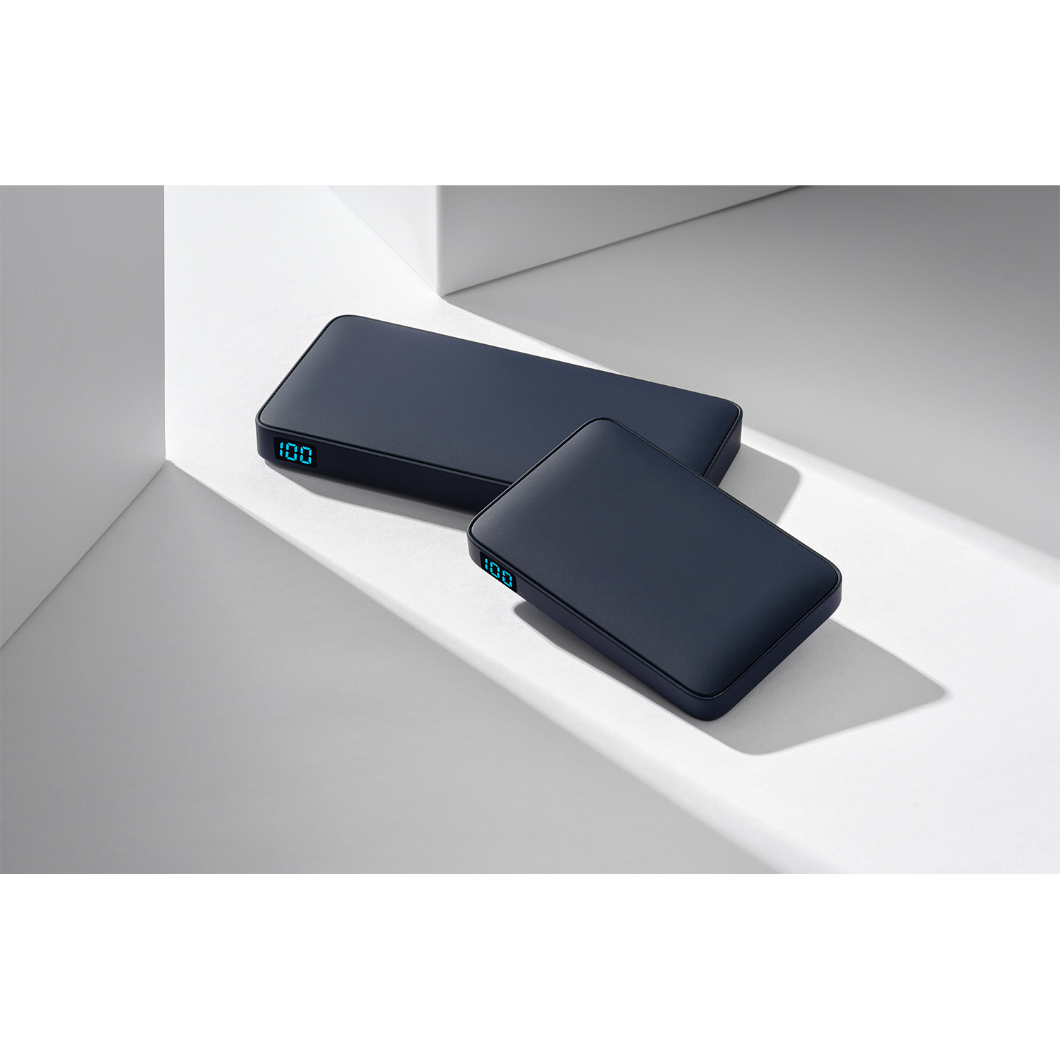 Внешний аккумулятор с подсветкой Ancor 5000 mAh, синий / 