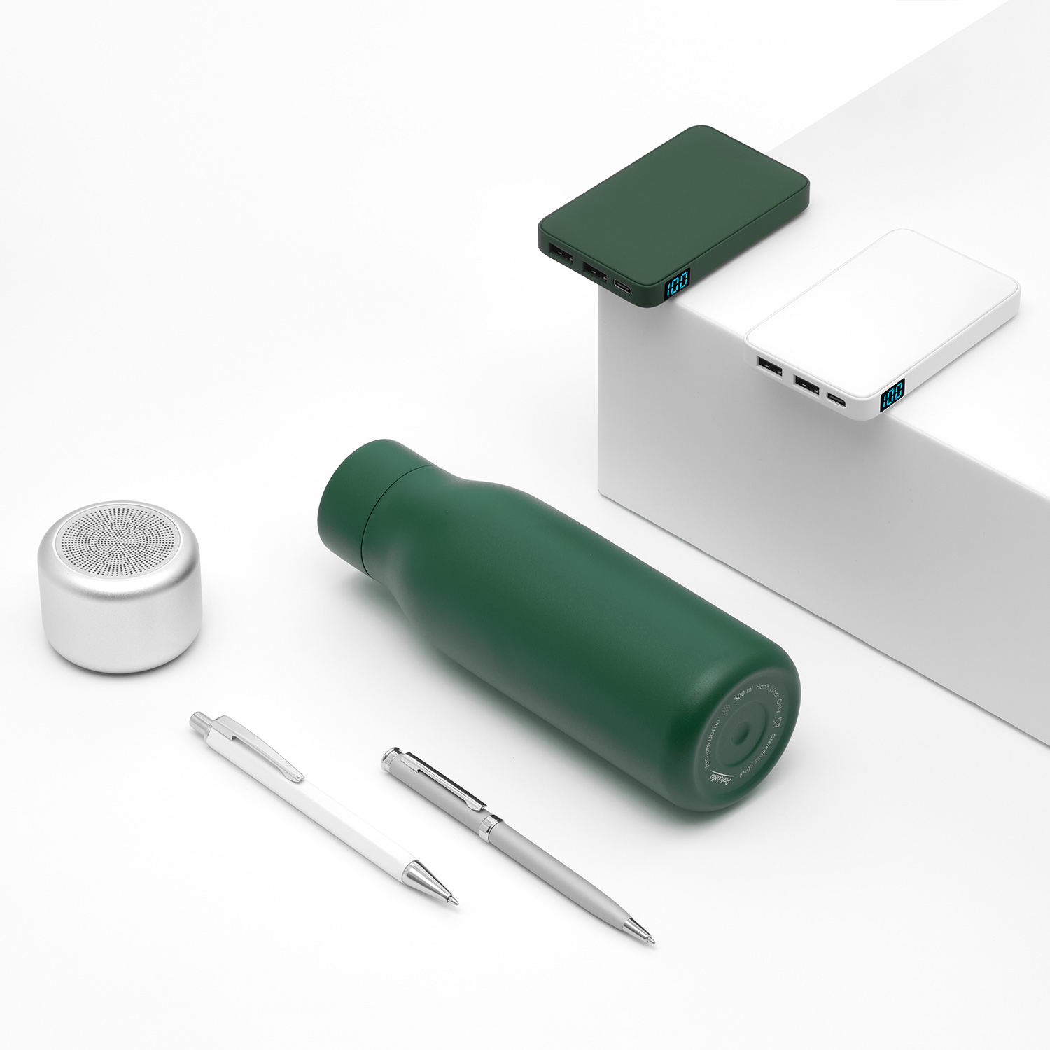 Внешний аккумулятор с подсветкой Ancor 5000 mAh, зеленый / 