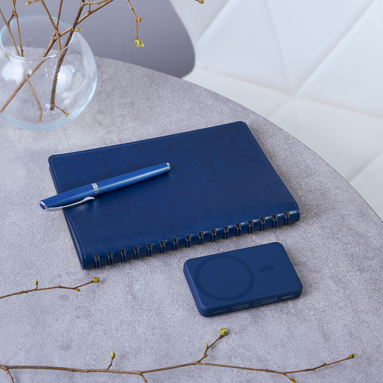 Внешний аккумулятор Largo PD 5000mAh с функцией беспроводной зарядки 15W, синий / 