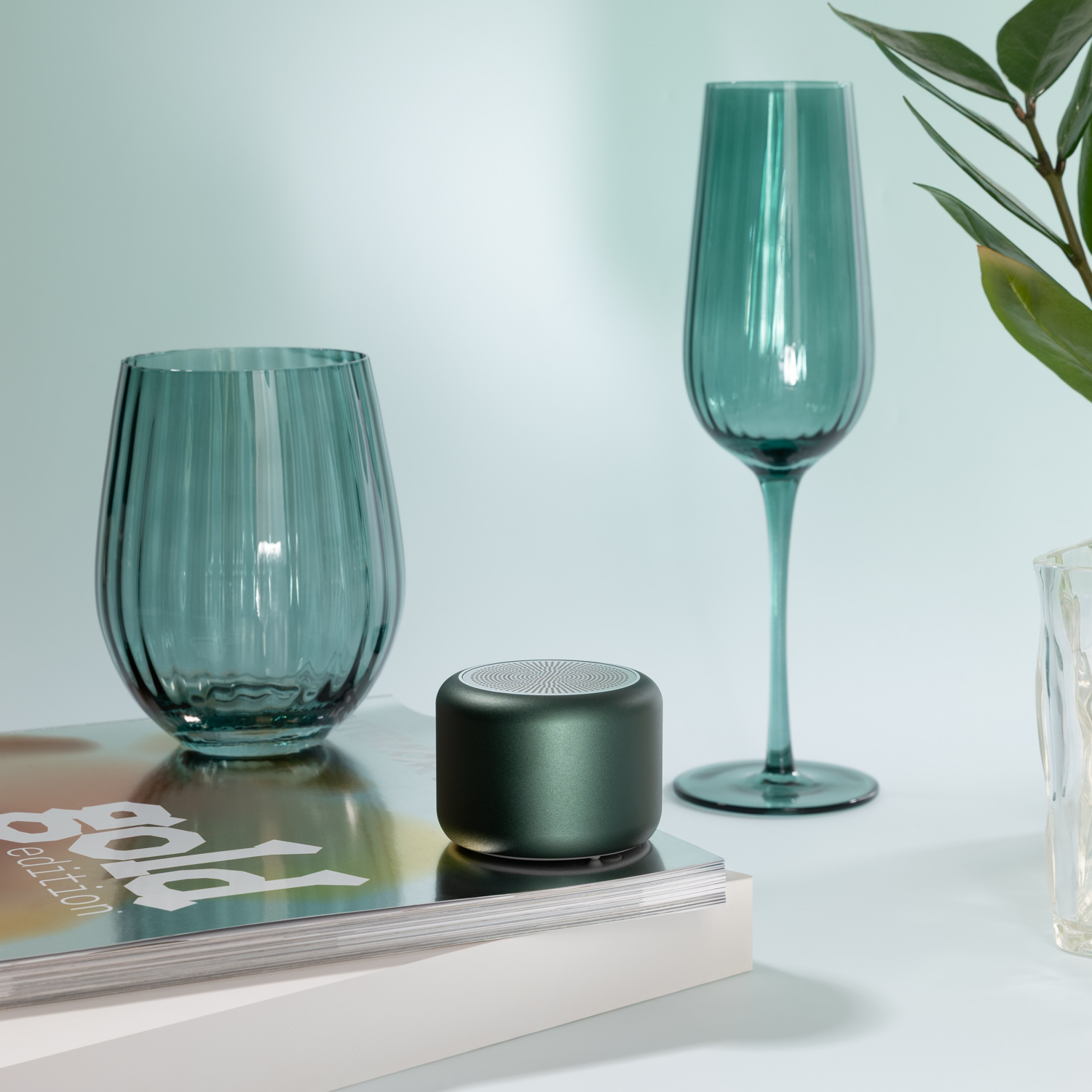 Беспроводная колонка Passion 80dB 600 mAh (Bluetooth 5.4), зеленая / 