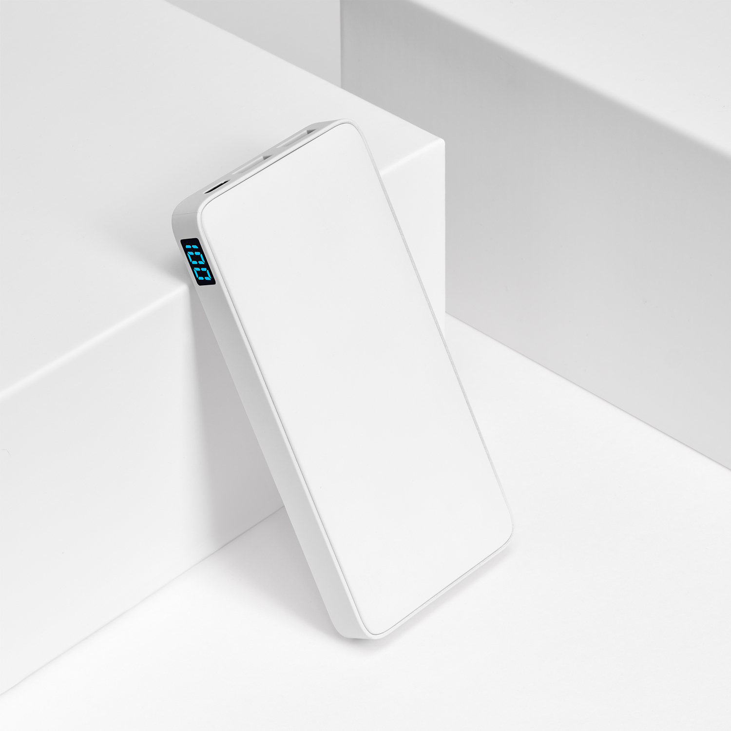Внешний аккумулятор с подсветкой Ancor PD Plus 10000 mAh, белый / 