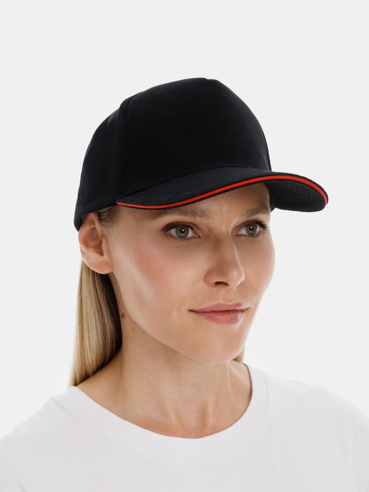 Бейсболка Classic 2.0, черная с красным кантом / Миниатюра модельного (1000)