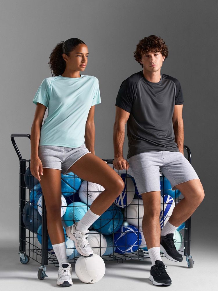 Футболка спортивная унисекс Vortex, молочно-белая / Миниатюра модельного (1000)