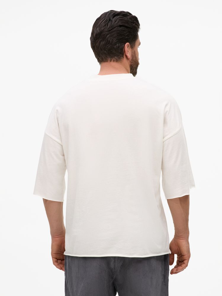 Футболка унисекс T1, молочно-белая / Миниатюра модельного (1000)