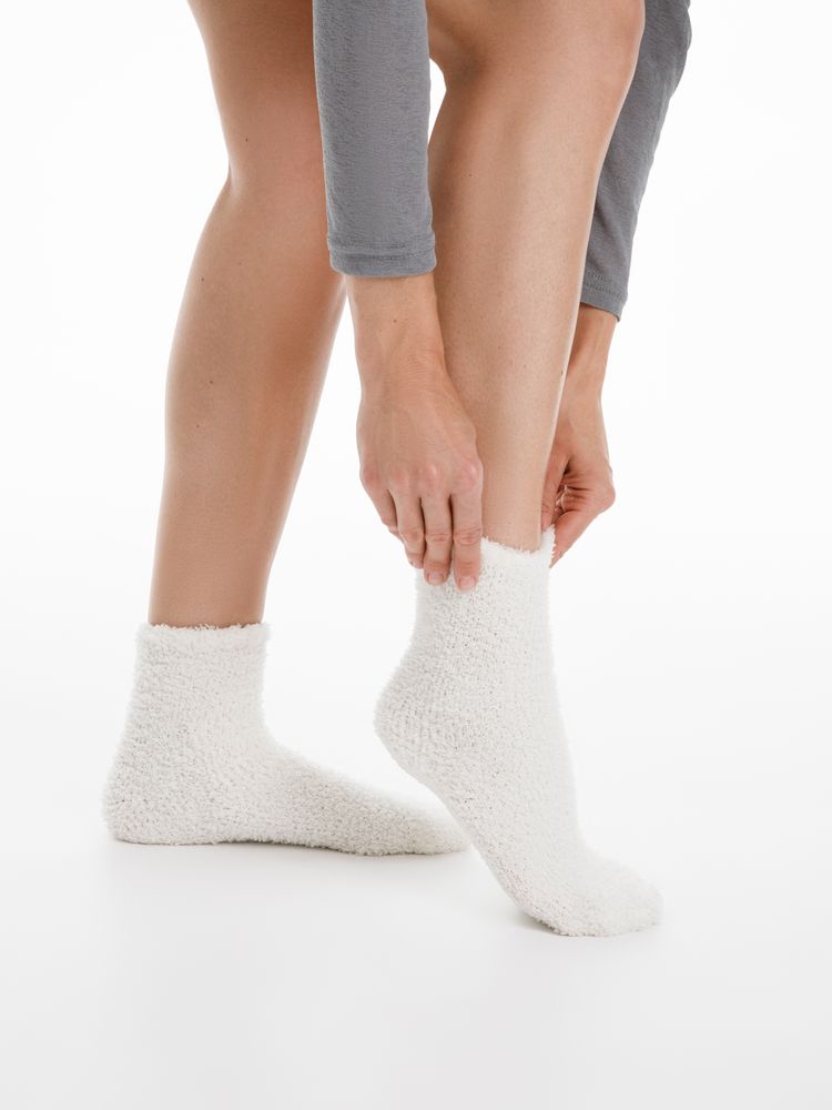 Носки Flaum, белые / Миниатюра модельного (1000)