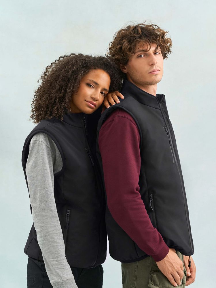 Жилет софтшелл унисекс Falcon BW, красный / Миниатюра модельного (1000)