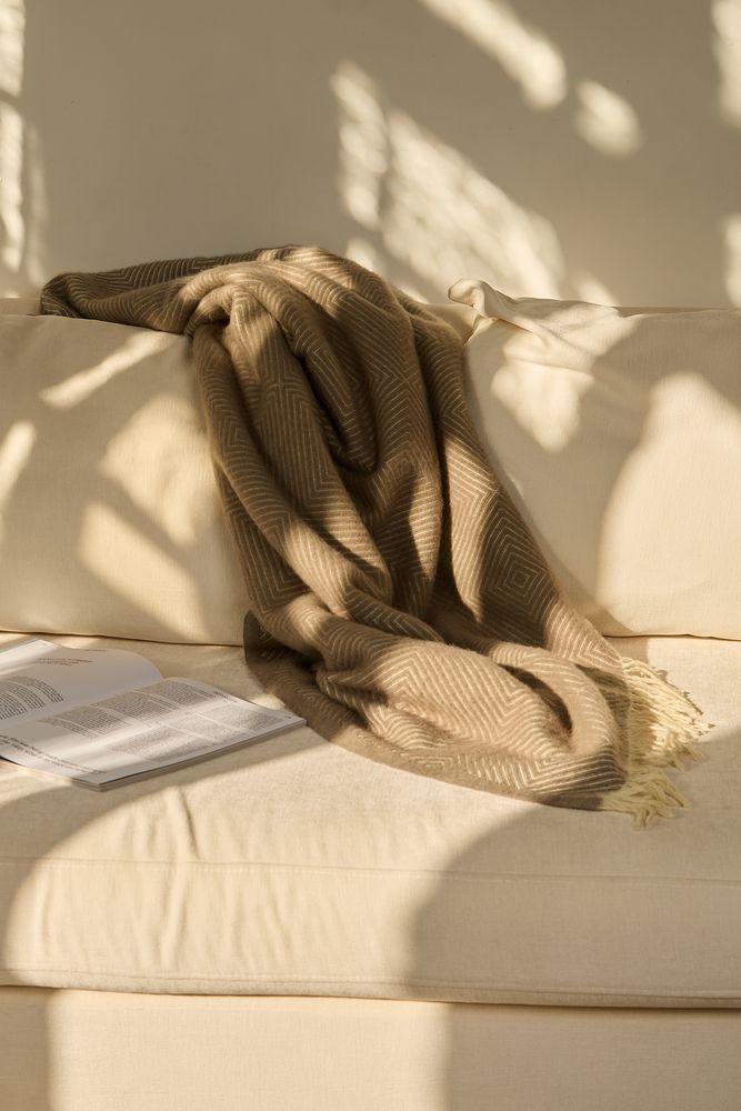 Плед «Тренто», бежевый / Миниатюра имиджевого (1000)