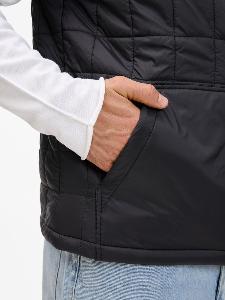 Жилет унисекс Warmbridge, черный / Миниатюра модельного (1000)