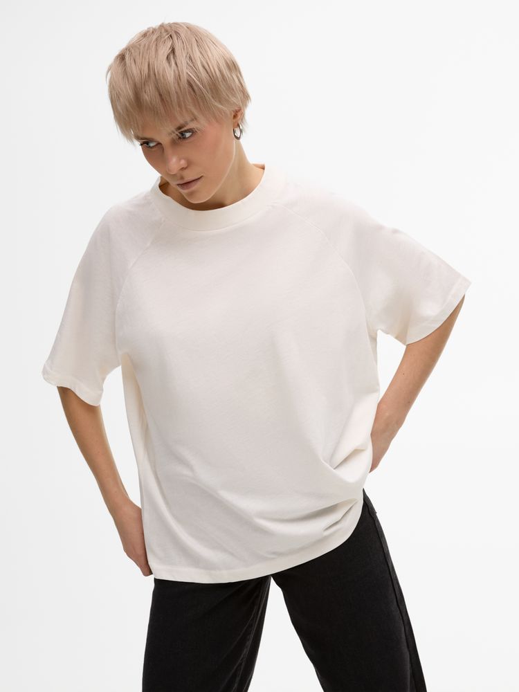 Футболка унисекс T2, молочно-белая / Миниатюра модельного (1000)