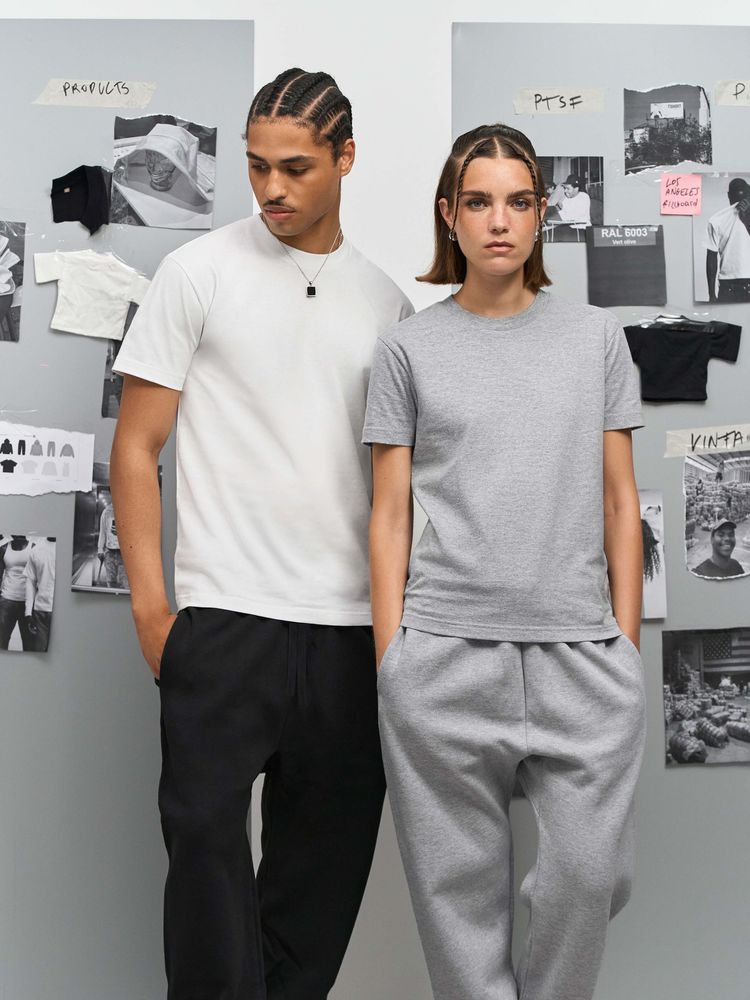 Футболка унисекс Cliff, серый меланж / Миниатюра модельного (1000)