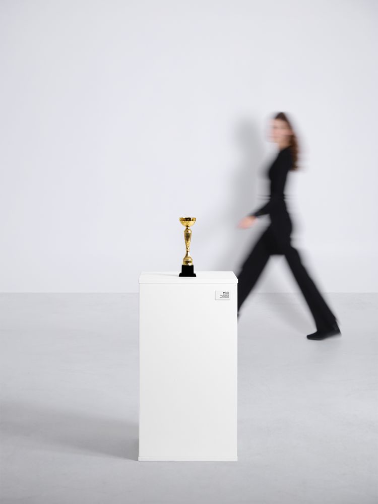 Кубок Vinna, большой, золотистый / Миниатюра имиджевого (1000)