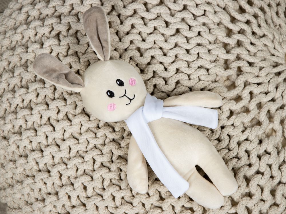 Игрушка Beastie Toys, заяц с белым шарфом / Миниатюра имиджевого (1000)