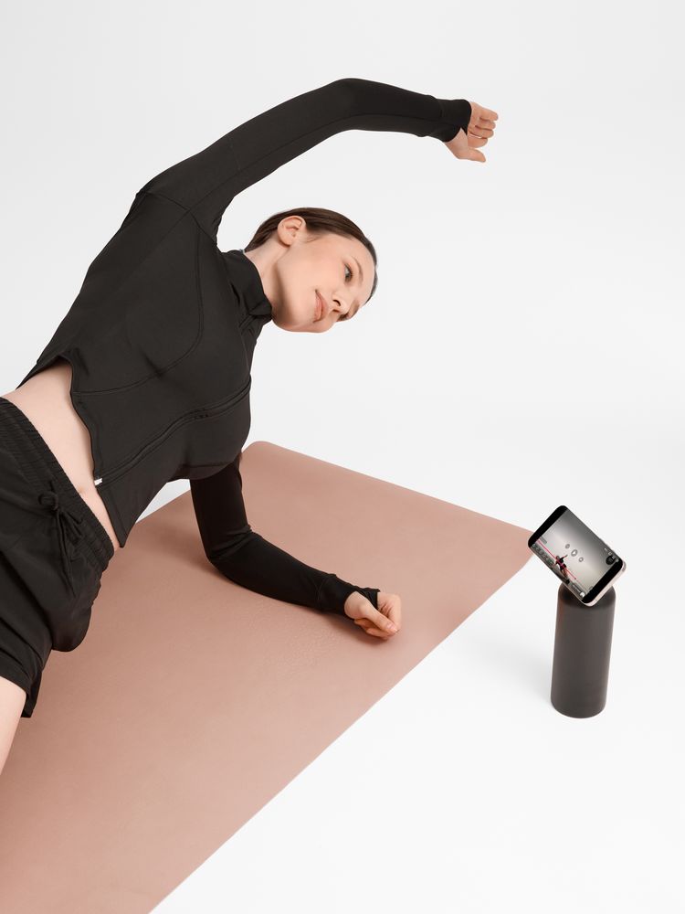 Термобутылка Magnus с магнитным держателем для телефона, черная / Миниатюра WWW (1000)