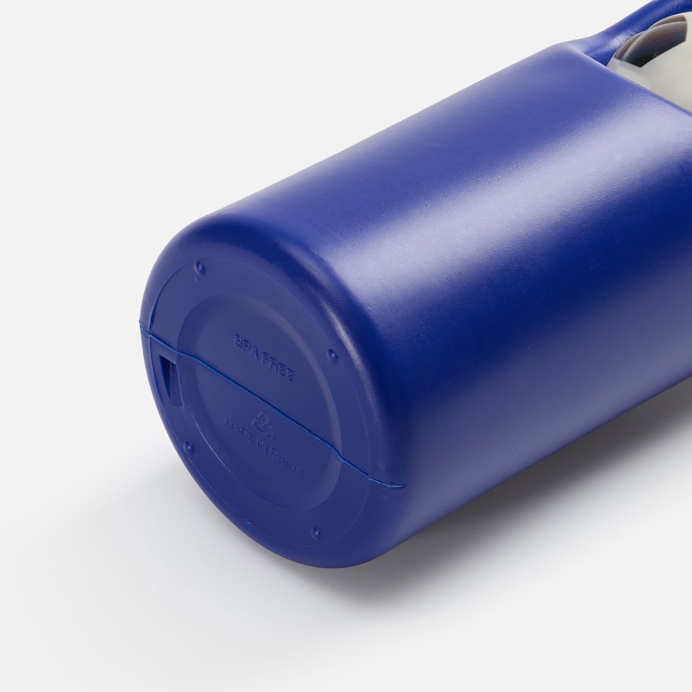 Бутылка с антистрессом Footballer, синяя / Миниатюра WWW (1000)