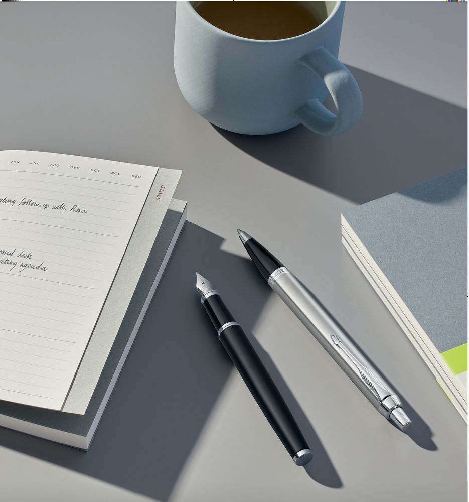 Ручка шариковая Parker IM Essential Stainless Steel CT, серебристая с черным / Миниатюра WWW (1000)
