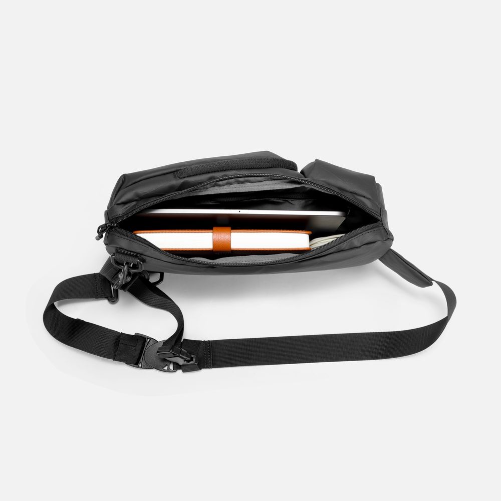 Рюкзак на одно плечо Jekko, черный / Миниатюра WWW (1000)