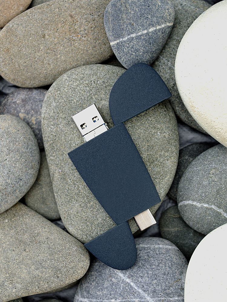 Флешка Pebble Universal, USB 3.0, серо-синяя, 32 Гб / Миниатюра WWW (1000)