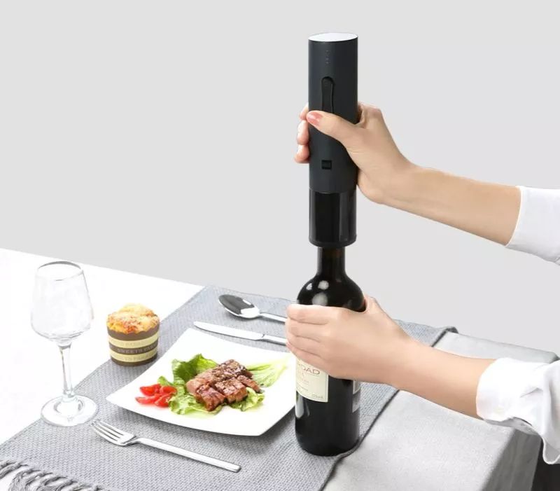 Винный набор сo штопором Huo Hou Electric Wine Bottle Opener, черный / Миниатюра WWW (1000)