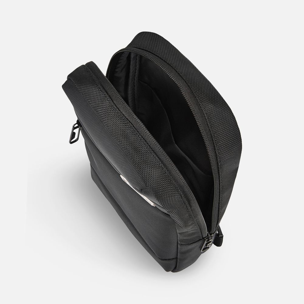 Рюкзак на одно плечо Discovery S, черный / Миниатюра WWW (1000)